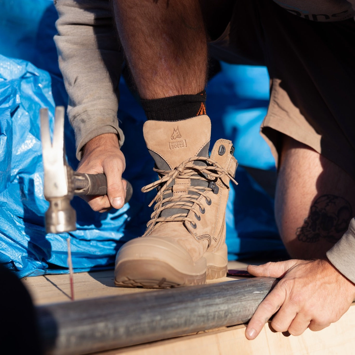 Mongrel 561060 High Ankle Zip-Sided Safety Boot w/ Scuff Cap