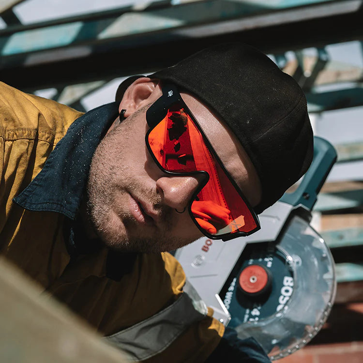 SafeStyle Primes Matt Black Frame Reflectors Red Lens Safety Spe