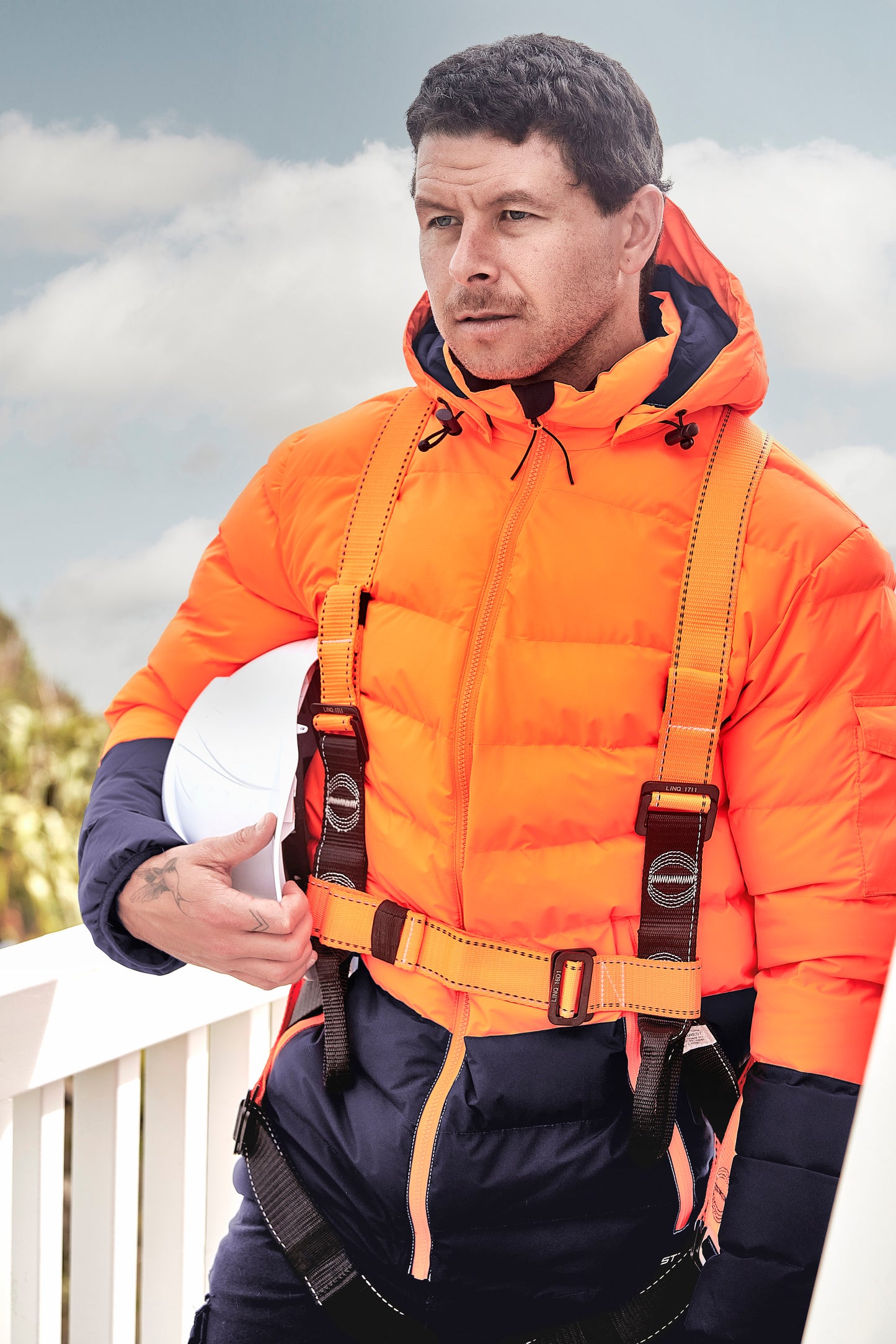 Syzmik Unisex HiVis Streetworx Hooded Puffer Jacket - ZJ240